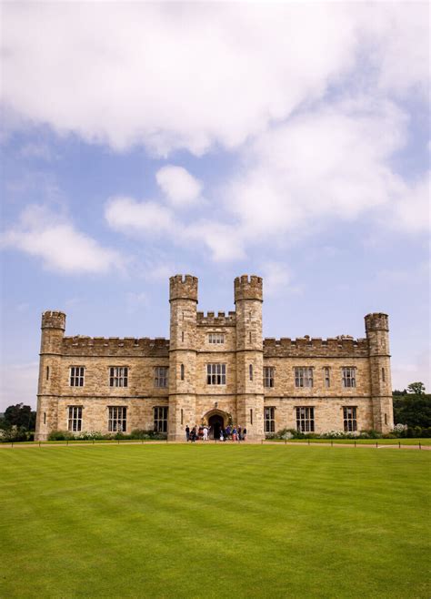 Castle Wedding Venues | The Best Places for Castle Weddings