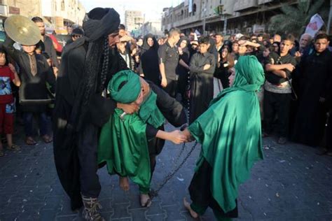 Ashura 2016: Self-flagellation begins as Islamic world marks religious festival | The Independent