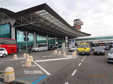 The Best Way to Navigate Rome's Leonardo da Vinci-Fiumicino Airport