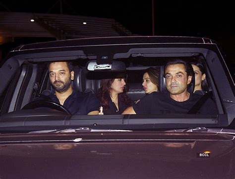 Inside pics of Akshay Kumar's surprise birthday celebrations with ...