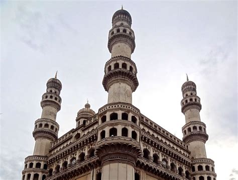 What is Charminar in Hyderabad famous for? – NAMASTE