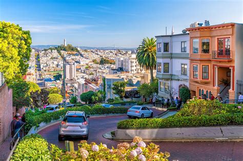 Russian Hill in San Francisco - Take a Cable Car to the Most Crooked Street in the World – Go Guides