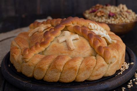 Slavski kolač, tradicionalni recept od četiri sastojka | City Magazine