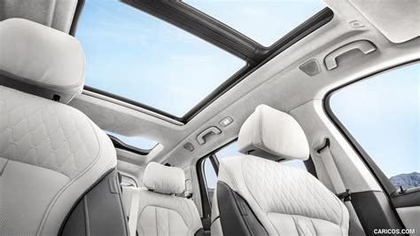 BMW X7 | 2023MY | Panoramic Roof