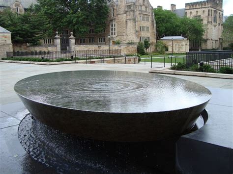 Edward Tufte forum: Maya Lin, Women's Table at Yale University, and ET