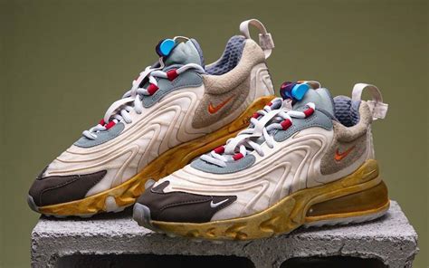 Travis Scott Nike Air Max 270 React CT2864-200 Release Date - SBD