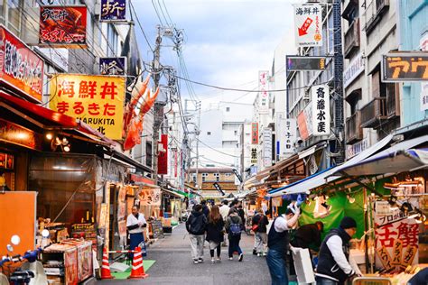 tsukiji market + tokyo tower - The Style Scribe