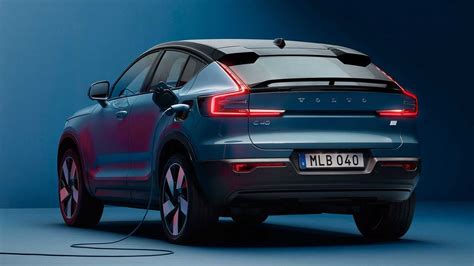 Volvo C40 Recharge Fully-Electric Coupe SUV Unveiled