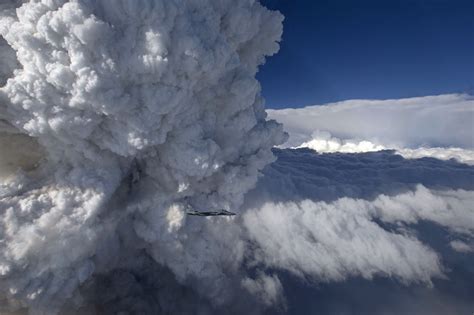 Evolution of Pyrocumulus over California : Image of the Day