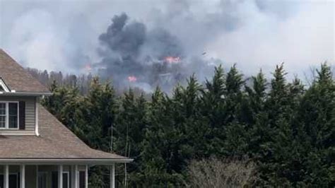 Tennessee wildfire prompts evacuations of 11,000 homes