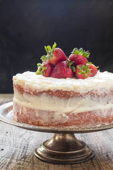 Easy Strawberry Cake with Cream Cheese Frosting | NeighborFood