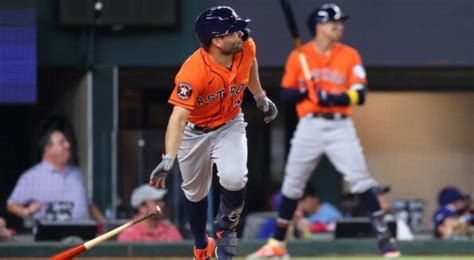 Jose Altuve Had An Interesting Reaction After Game 5 Homer