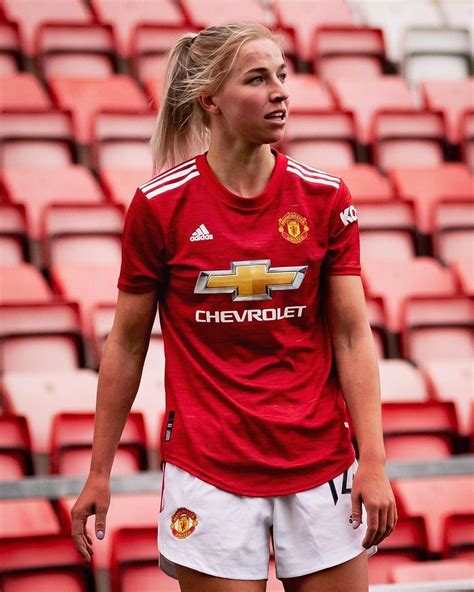 Pin by Red Devils on Manchester United Women's season 2020/21 | Female ...