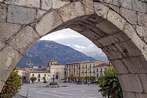 Sulmona, Italy: places to visit and travel guide for Sulmona