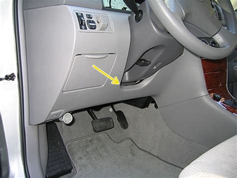 Abertura De Porta Toyota Corolla 2005 - Zeke