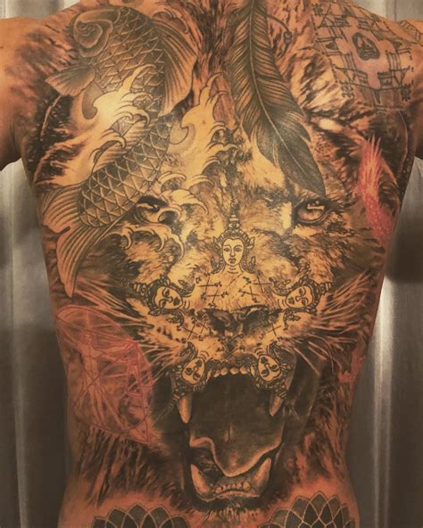 Zlatan Ibrahimovic' back tattoo http://ift.tt/2mYuZPs | Back tattoo ...