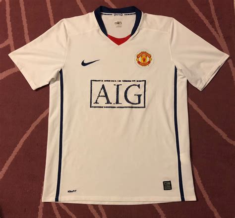 Nike 2008/09 Manchester United Away Jersey @ Jersi, Men's Fashion ...