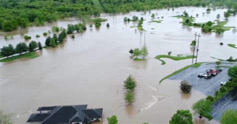 Missouri flooding leads to evacuations - CBS News