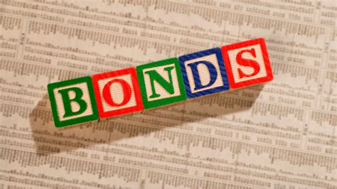 Investment Bonds: How Do They Work? (A Complete Guide)