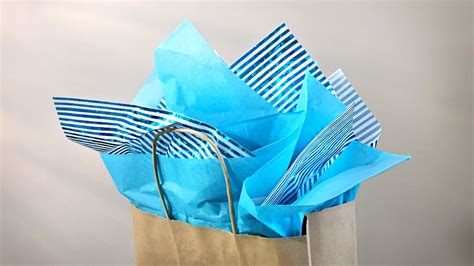 How To Put Tissue In A Gift Bag - Gift Wrapping Tutorial - Easy Quick Gift Wrapping - YouTube