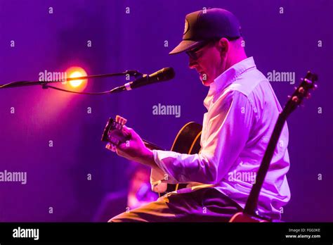 Lambchop band hi-res stock photography and images - Alamy