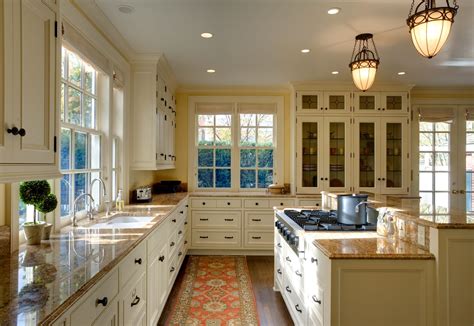 Colonial Kitchen | Schultz Miller