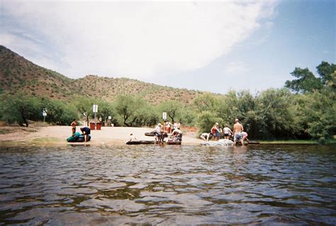 Salt River Tubing Photos - Tubing the Salt in Phoenix