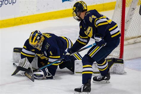 Michigan hockey drops from No. 1 spot in national polls - mlive.com