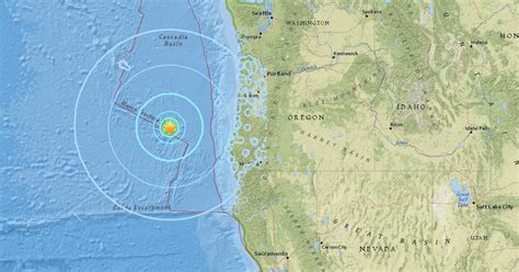 Oregon earthquake: 6.2 magnitude quake and aftershock strike west of ...