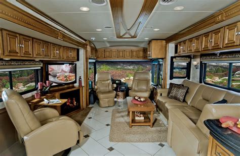 Winnebago Motorhomes - 2012 Tour - Lounge | Rv interior, Motorhome, Luxury rv