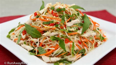 Kohlrabi Chicken Salad (Goi Su Hao Thit Ga) - Easy Recipe with Video