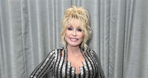 Dolly Parton Reveals Her Marriage Advice