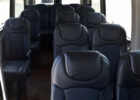 EXECUTIVE MERCEDES SPRINTER – Urbana Transportation