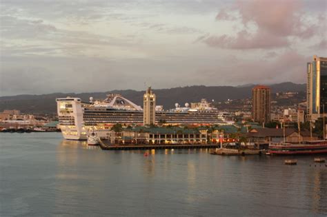 Cruise Port of Honolulu – Cruise Travel Mama