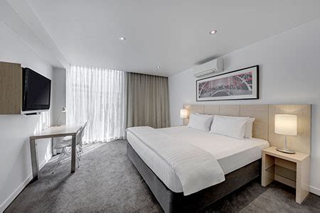 Travelodge Hotel | Melbourne Docklands - Best Rates & Free WiFi