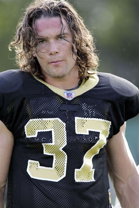 In 'Gleason,' football star with ALS finds new purpose