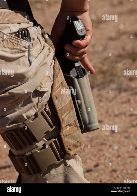 Tactical rifle training course Stock Photo - Alamy