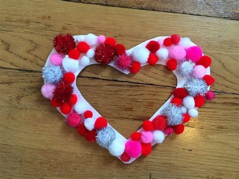 50+ Fun DIY Valentine's Day Projects for Toddlers | Valentine crafts ...