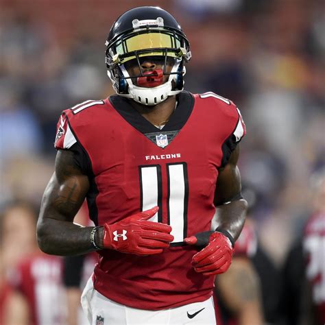 Julio Jones Won't Attend Falcons Minicamp Amid Contract Extension Talks ...