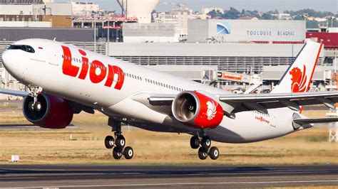 Lion Air takes delivery of its first Airbus A330neo | International Flight Network