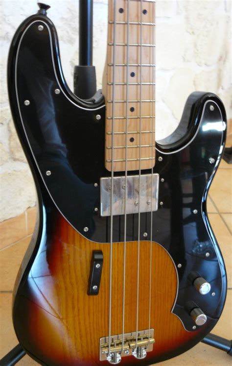 Squier Vintage Modified Precision Bass TB image (#45784) - Audiofanzine