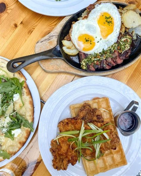 13 Best Rooftop Brunch Spots In NYC + What To Order (2024)