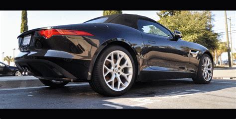 2014 Jaguar F-type S Cabrio 1 GIF
