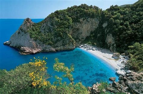 Kalokairi, Greece | Viaggi su strade americane, Luoghi da visitare, Viaggi grecia