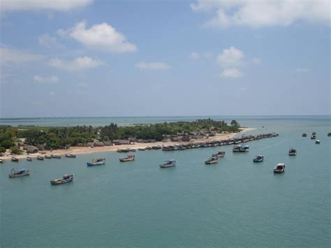 Tourist Guide: Rameshwaram Beach