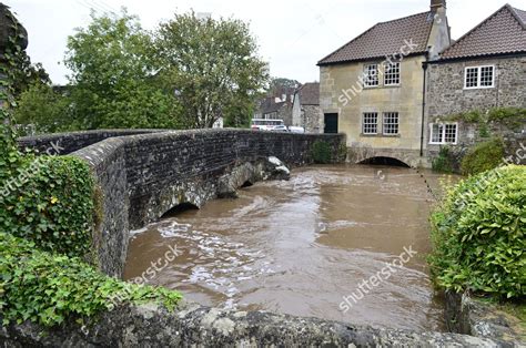 Overflowing River Pensford Bridge Somerset Editorial Stock Photo - Stock Image | Shutterstock