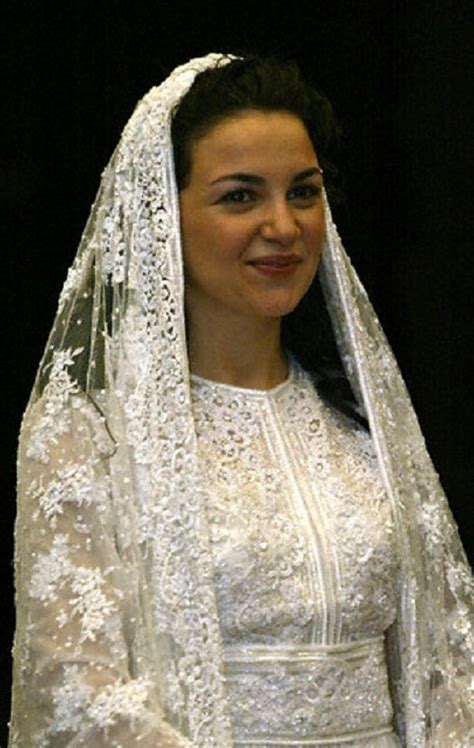 Princess Noor at her wedding ceremony at Zahran Palace in Amman 2 May 2004 | Koninklijke ...