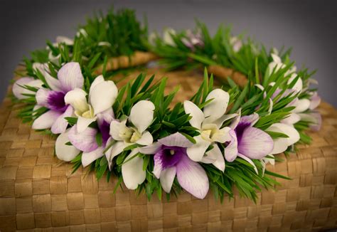 Haku Orchid Lei - Puna Ohana Tropical Flowers & Leis