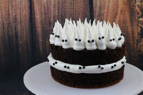 ghost cake - let your sweet dreams come true