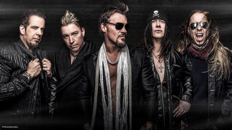 INTERVIEW: Chris Jericho - Fozzy - Distorted Sound Magazine